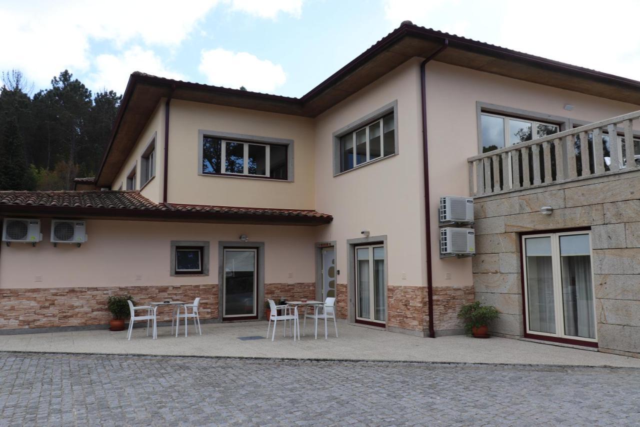 Outeiro Do Moinho Bed & Breakfast คัมโปดูเชเรส ภายนอก รูปภาพ
