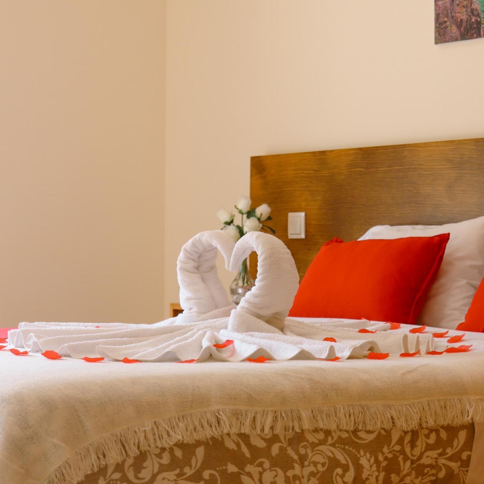 Outeiro Do Moinho Bed & Breakfast คัมโปดูเชเรส ภายนอก รูปภาพ